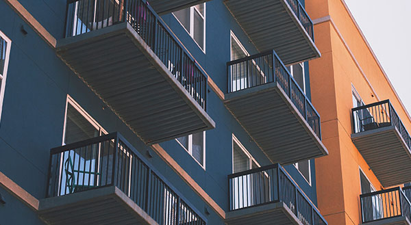 apartment community window washing